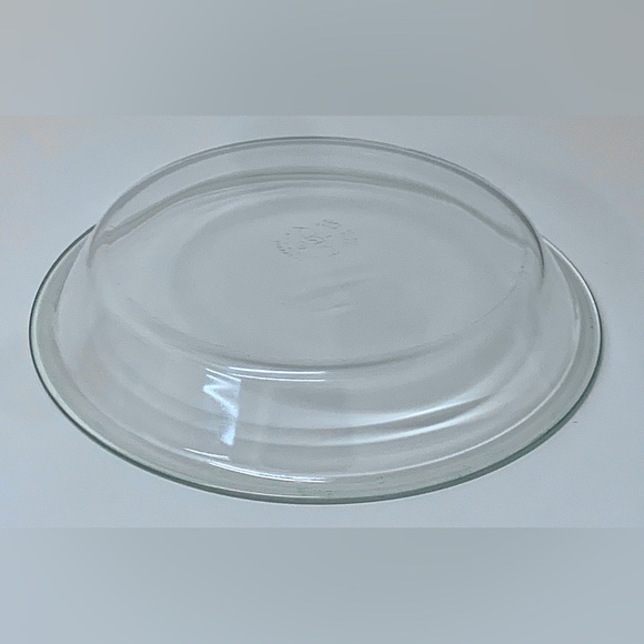 Mid Century Vintage Pyrex 9 Inch Pie Dish - Picture 6 of 12